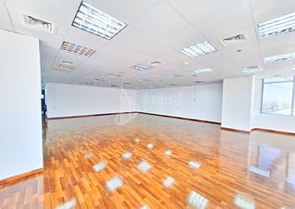Office for Rent in Jumeirah Lake Towers (JLT), Dubai - Spacious Unfurnished Office | Prime Location