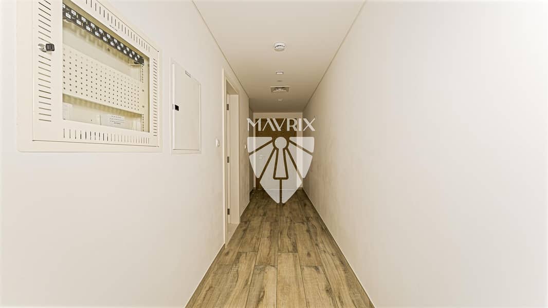 10 Image 10