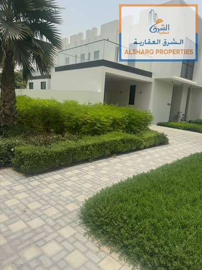 4 Camere Villa in vendita a Al Zorah, Ajman - WhatsApp Image 2026-10-05 at 1.53. 05 PM (1). jpeg 4 Camere Villa in vendita a Al Zorah, Ajman - WhatsApp Image 2026-10-05 at 1.53. 05 PM (1). jpeg