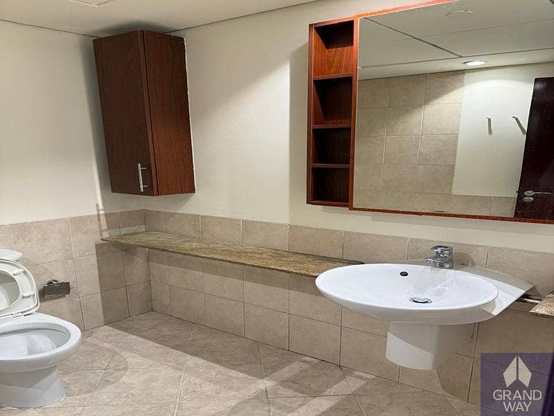 11 Best Deal | Sea View | Luxury 3BR+Maid room — photo 11