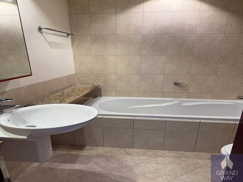 12 Best Deal | Sea View | Luxury 3BR+Maid room — photo 12
