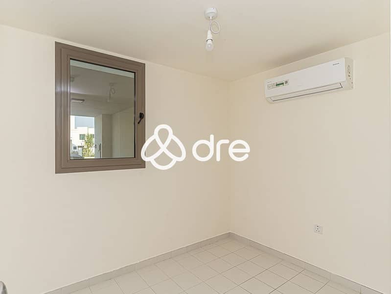 14 DRE08760-Edit. JPG
