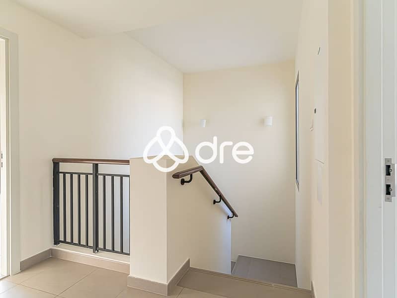 18 DRE08784. JPG