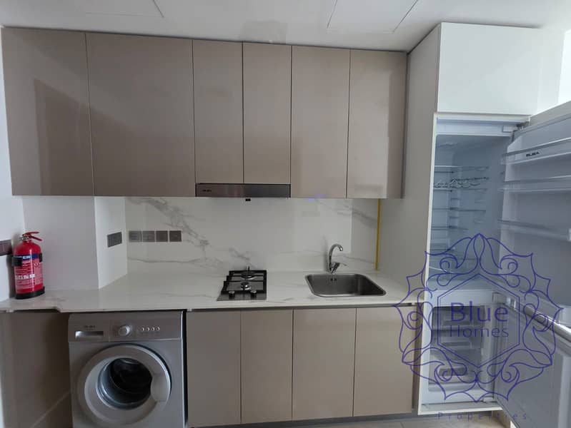 3 1db0d1cd-aace-4f4d-ad11-14765dd3a609. jpg