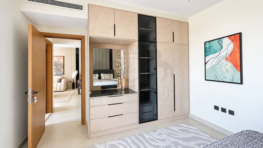 10 Modern Beige Bedroom with Built-In Wardrobe. png