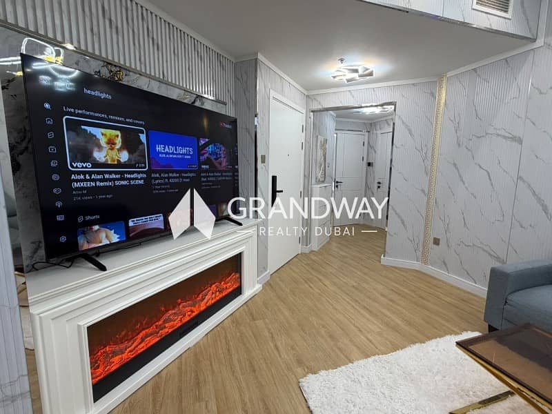 6 2 BR FULLY UPGRADED | LAKE VIEW | CLOSE TO METRO — photo 6