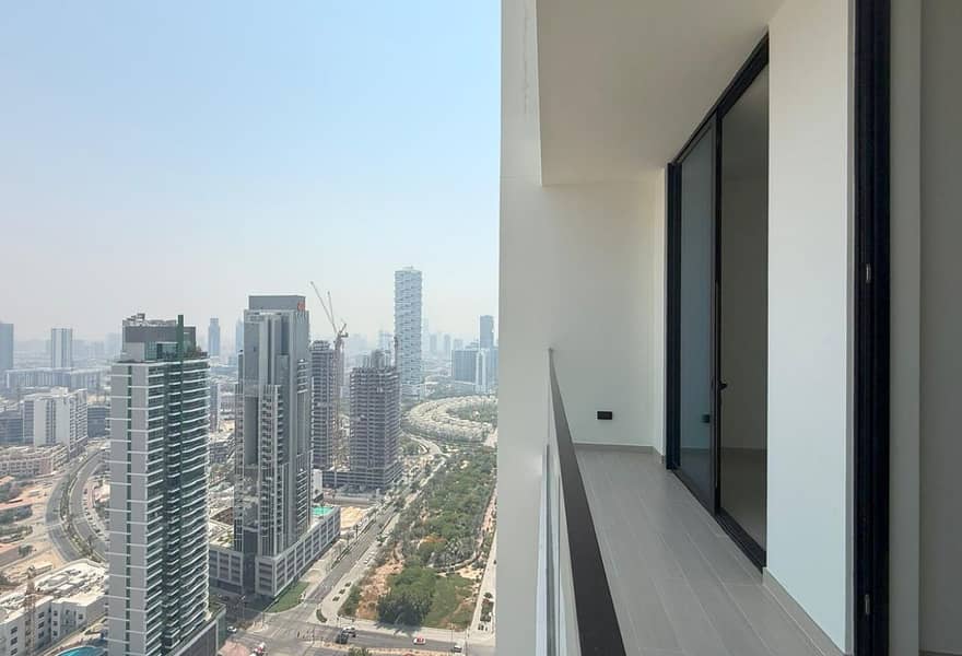 2 Brand New 1BR | High Floor | Balcony | Vacant — photo 2