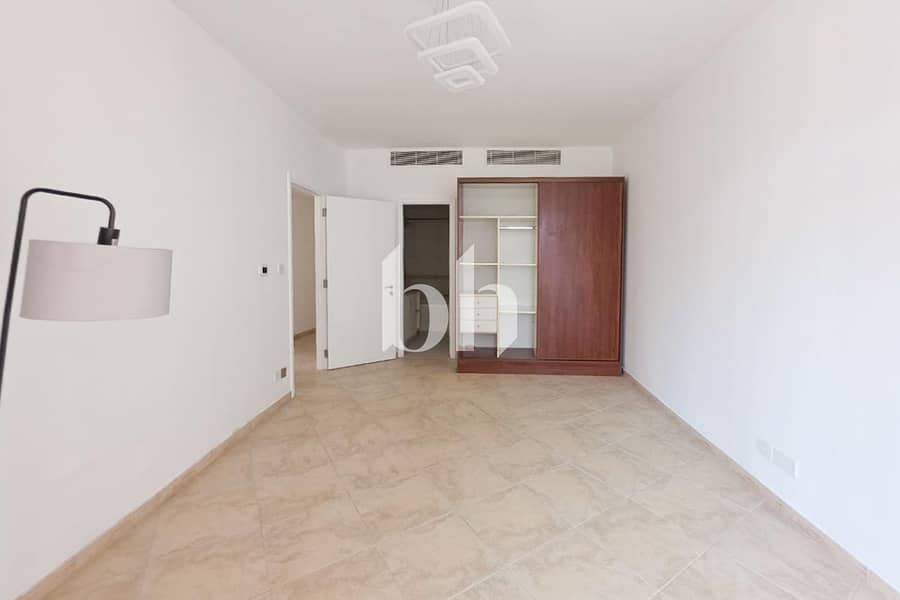 4 images image img