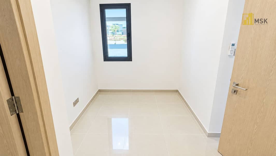 13 Minimal Room with Open Door and Window. png