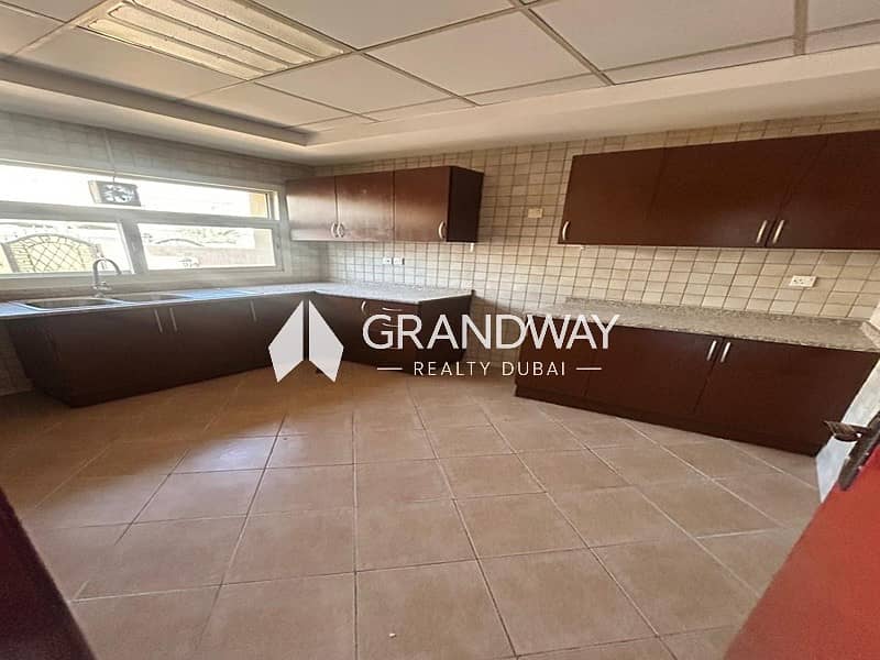 7 G+1 Villa | Best Deal | Maid's Room — photo 7
