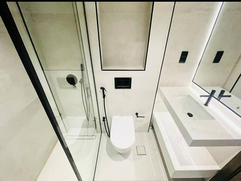 13 Prime Location | Spacious 2BR | Modern Lifestyle — photo 13