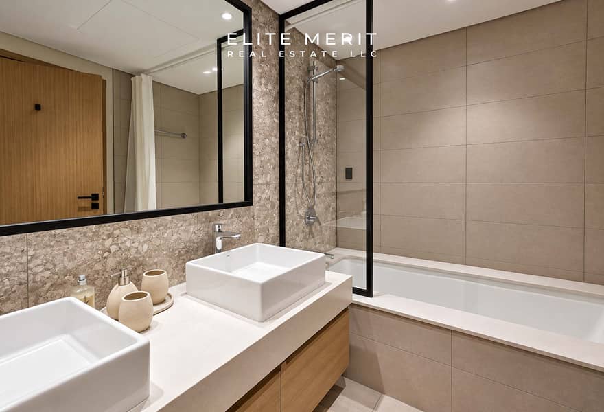 12 Modern Neutral Luxury Bathroom. jpg
