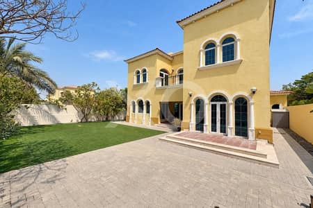 3 Schlafzimmer Villa zum Miete in Jumeirah Park, Dubai - Villa in Jumeirah Park，District 8, 3 schlafzimmer, 280000 AED - 16745808