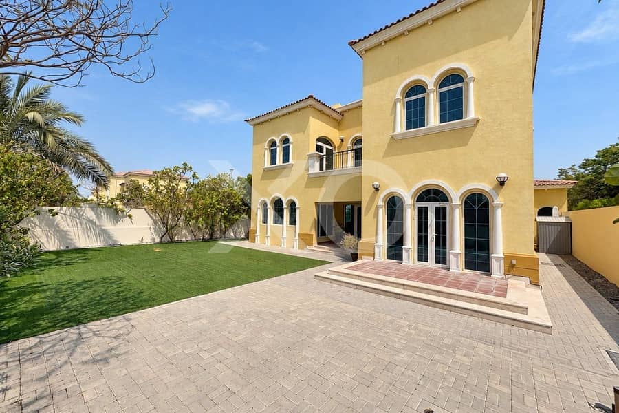 Villa in Jumeirah Park,District 8, 3 schlafzimmer, 280000 AED - 16745808 Villa in Jumeirah Park,District 8, 3 schlafzimmer, 280000 AED - 16745808