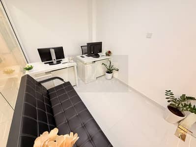 Office zum Miete in Deira, Dubai - 3d2528c6-e1d7-46c3-987c-725bcbe2dad0. jpg