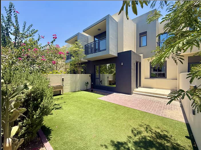Landscaped Garden | Prime Family Location Landscaped Garden | Prime Family Location