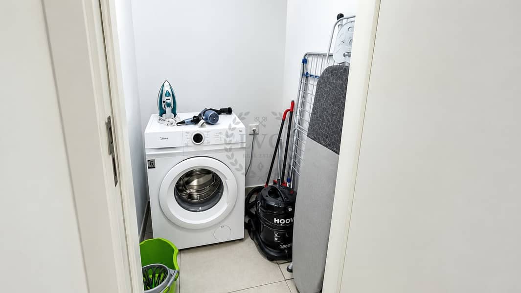 10 Tidy Compact Laundry Utility Closet. png