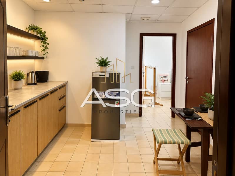 10 Warm Minimalist Kitchenette Dining Nook. png