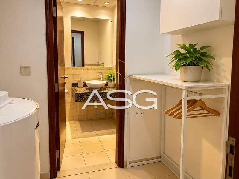 15 Modern Utility Nook and Warm Bathroom. png