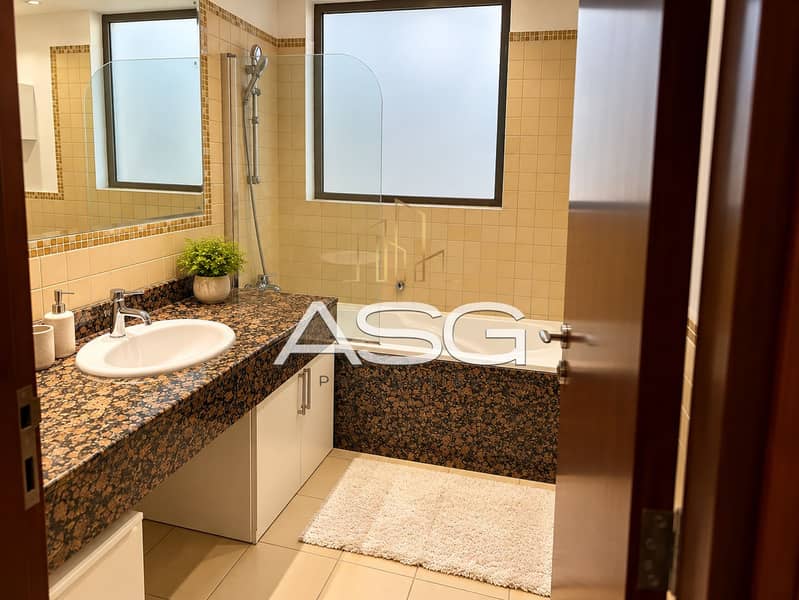 18 Modern Warm-Toned Bathroom Interior. png
