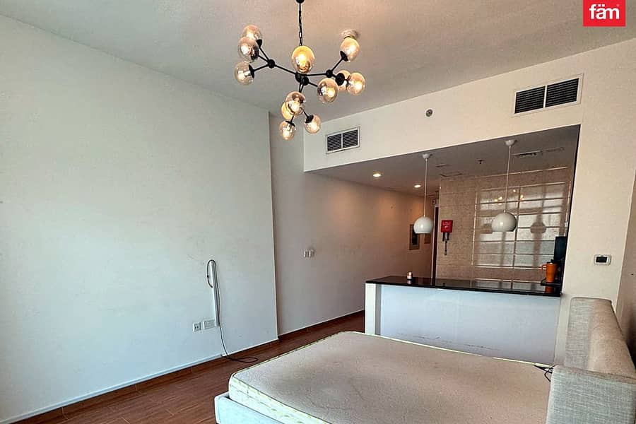 High Floor | Vacant | Unfurnished | Open View High Floor | Vacant | Unfurnished | Open View
