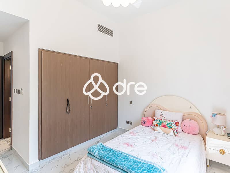 17 DRE08265. JPG