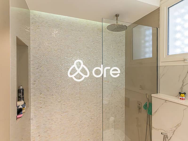 45 DRE08284-Edit. JPG