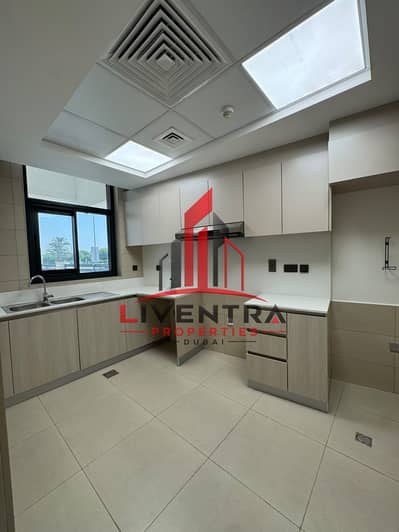 5 Bedroom Townhouse for Rent in Dubai Investments Park (DIP), Dubai - 5BR + Maid | En-Suite | Open/Closed Kitchen