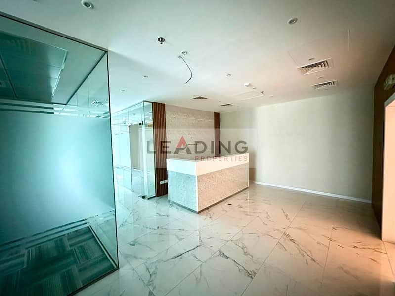 16 BAY SQUARE 14. jpg