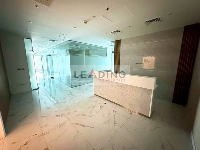 13 BAY SQUARE 16. jpg