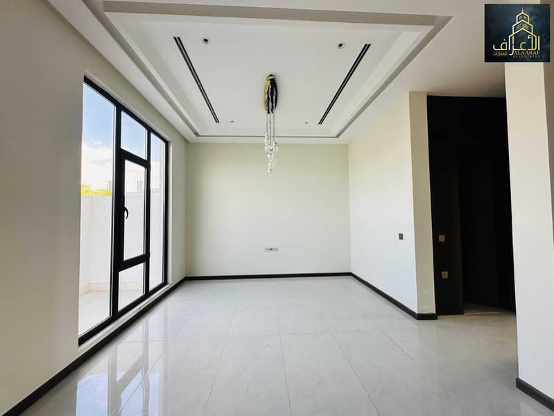 8 0f5342d2-fe3a-4d11-b126-bcbf879ccc5c. jpg