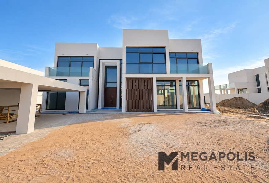 2 Modern White Villa Under Construction. png