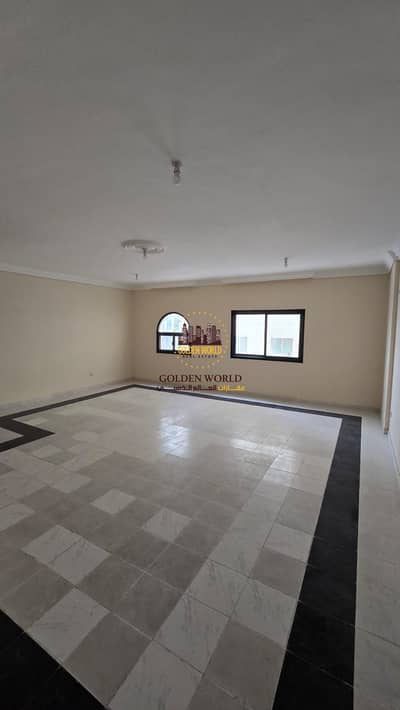 3 habitaciones Apartamento para en Alquiler en Al Mahatah, Sharjah - WhatsApp Image 2026-10-05 at 3.03. 50 PM. jpeg 3 habitaciones Apartamento para en Alquiler en Al Mahatah, Sharjah - WhatsApp Image 2026-10-05 at 3.03. 50 PM. jpeg