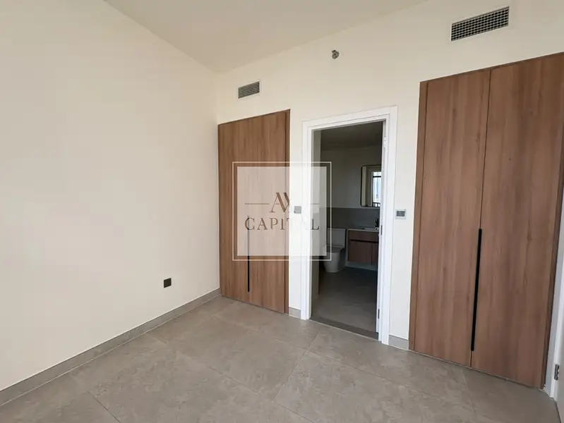 Marina View | open kitchen | High floor| brand new