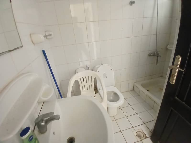 8 20588. jpg