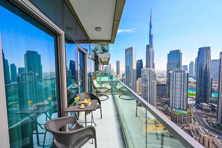 Burj Khalifa View | Fully Funished | High Floor | Infinity Pool