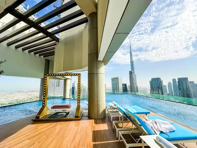 Burj Khalifa View | Fully Funished | High Floor | Infinity Pool