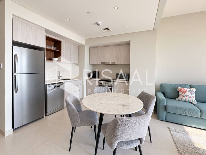 8 04-kitchen-and-dining. jpg