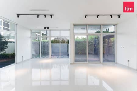 6 Camere Villa in vendita a DAMAC Hills 2 (Akoya by DAMAC), Dubai - Villa a DAMAC Hills 2 (Akoya by DAMAC)，Centaury, 6 camere da letto, 4200000 AED - 16750582