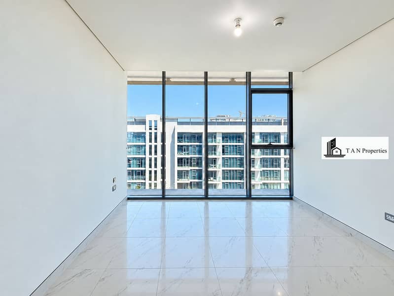 5 Bright Minimalist Apartment with City Views. png