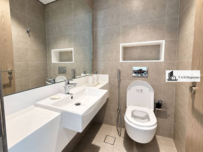 13 Modern Minimalist Guest Bathroom. png