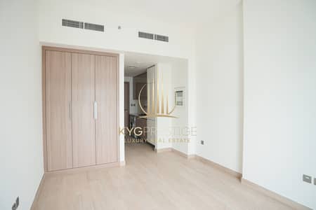 Studio for Rent in Meydan, Dubai - Pool View | Chiller Free | Well Maintained Studio for Rent in Meydan, Dubai - Pool View | Chiller Free | Well Maintained