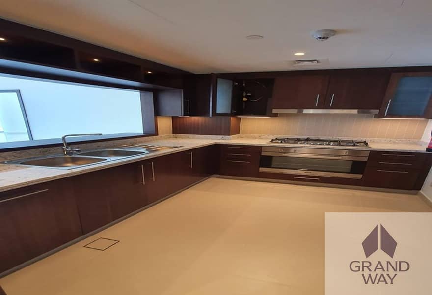 17 Luxury 3BR+ Maid | Boulevard Point | Burj View — photo 17