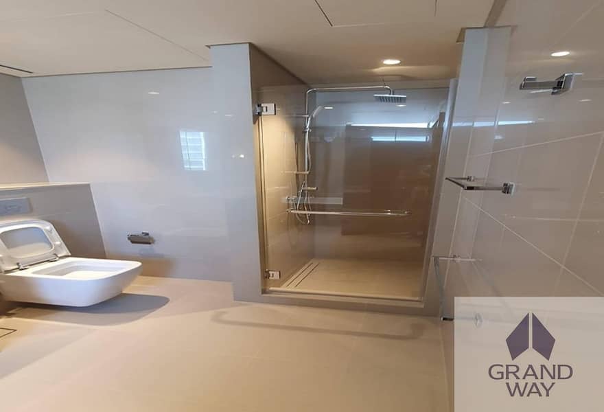 25 Luxury 3BR+ Maid | Boulevard Point | Burj View — photo 25
