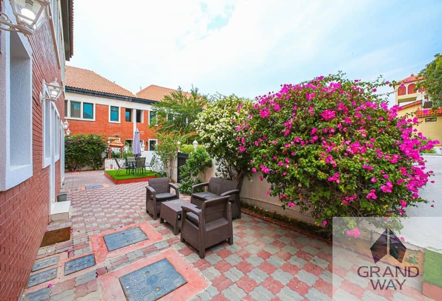 10 Exquisite 4 BR Villa I Al Wasl Main Rd I 2 Storey — photo 10