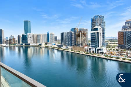 3 habitaciones Apartamento para en Venta en Business Bay, Dubai - Apartamento en Business Bay,Jumeirah Living Business Bay, 3 dormitorios, 13500000 AED - 14712665 3 habitaciones Apartamento para en Venta en Business Bay, Dubai - Apartamento en Business Bay,Jumeirah Living Business Bay, 3 dormitorios, 13500000 AED - 14712665