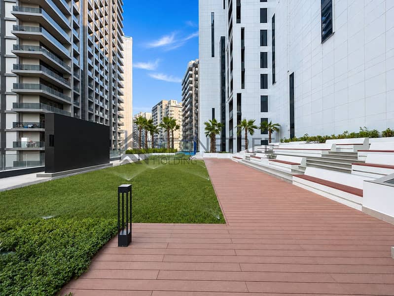 35 Vista by Prestige 11. jpg