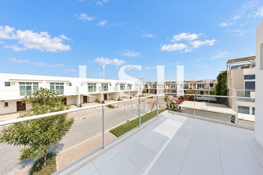 4 AVENCIA VILLA 96. jpg