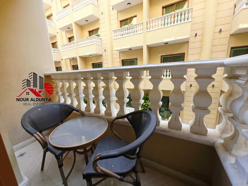 4 569189. jpg