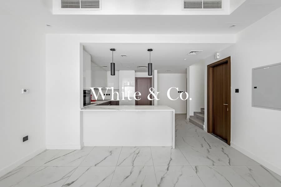 Close to park | Vacant | Brand New Close to park | Vacant | Brand New